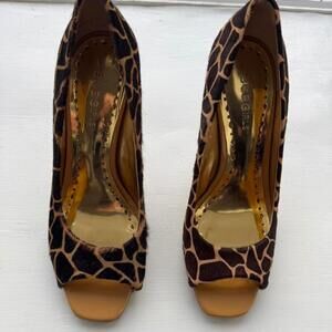 BCBG Women's Brown and Tan Animal Print Heels